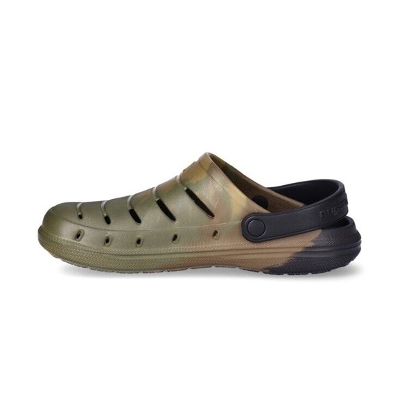 Rugged Shark Men's Green Camo w/Black Strap Like Crocs Clog Sandals Size 7 NEW - Picture 1 of 9